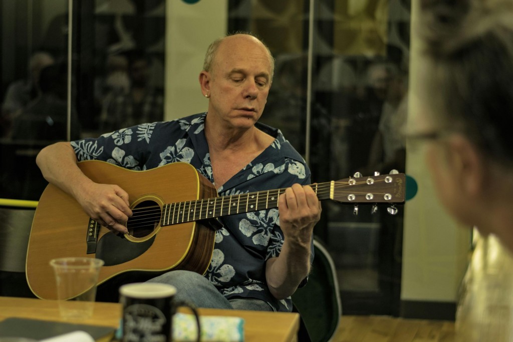 David Belmont plays guitar @ MFM LegalShield workshop